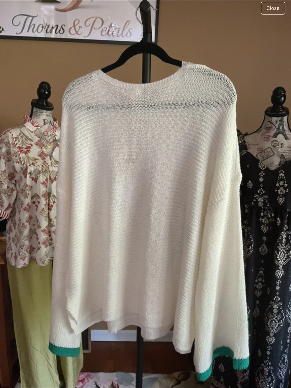 Easel White Crewneck Sweater with Green Floral Size 1X - Picture 2 of 2
